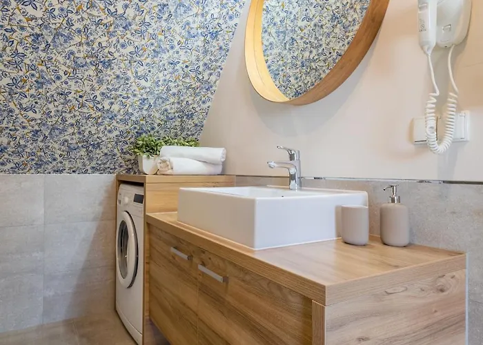 24 Absyntapart Rynek Wroclaw