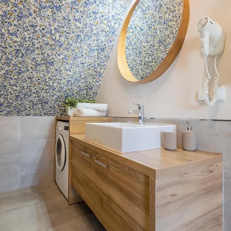 24 Absyntapart Rynek Wrocław